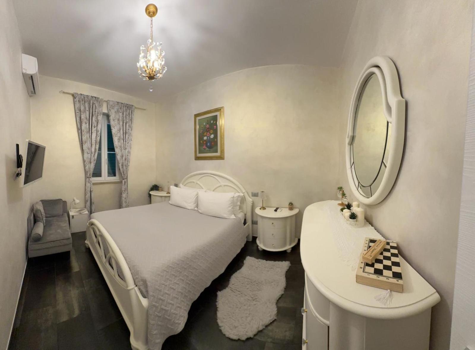 Palms House Apartment โรม ภายนอก รูปภาพ